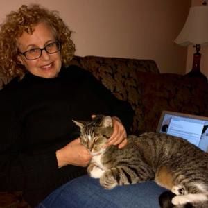 Meet your Posher, Laurie